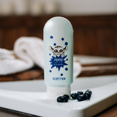 Лосьон для тела с ароматом черники Secret Skin mimi body lotion Blueberry 200ml